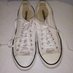 Converse Shoes - ⬇️$19 Convers All Star Sneakers Size 9 & 7 Unisex Converse Shoes - ⬇️$19 Convers All Star Sneakers Size 9 & 7 Unisex